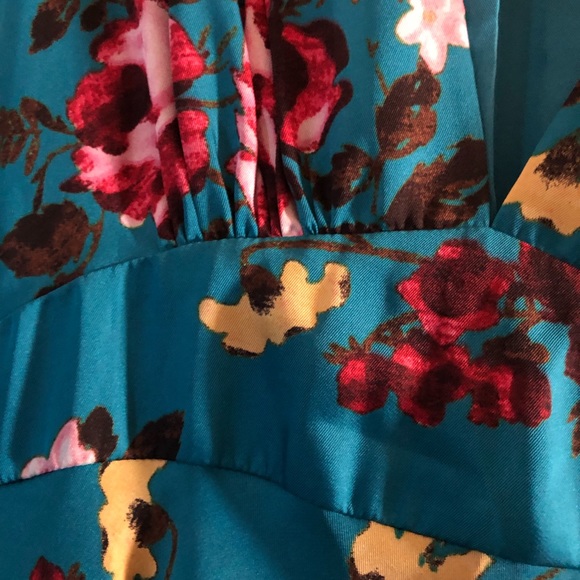 Floral Dress - Picture 6 of 6